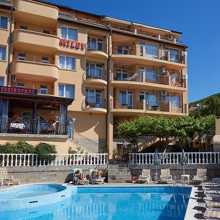 Family Hotel Milev Sveti Vlas Dış mekan fotoğraf
