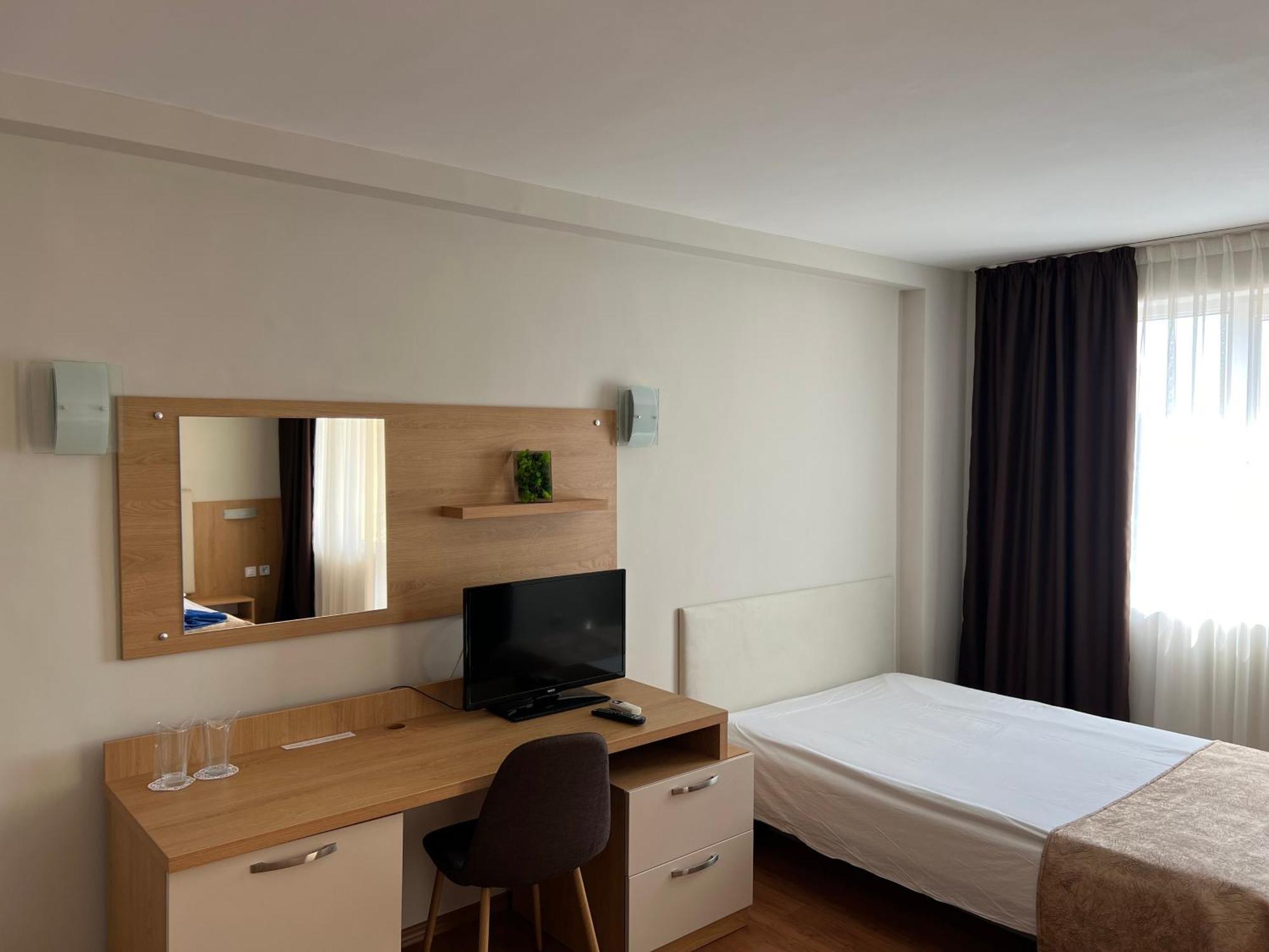Family Hotel Milev Sveti Vlas Dış mekan fotoğraf