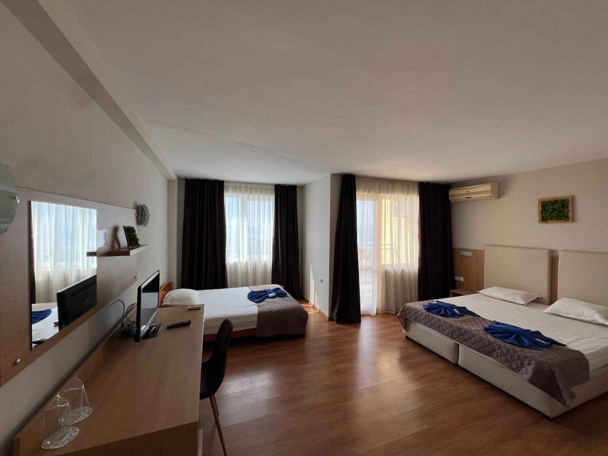 Family Hotel Milev Sveti Vlas Dış mekan fotoğraf